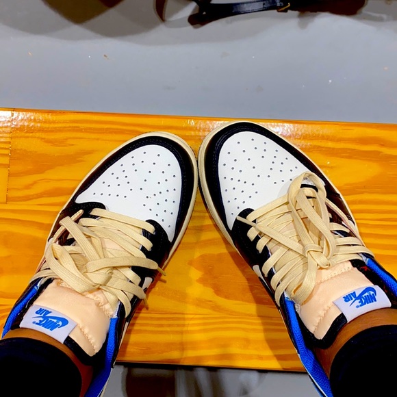 💕Meet Your Posher 💕 - Picture 1 of 1